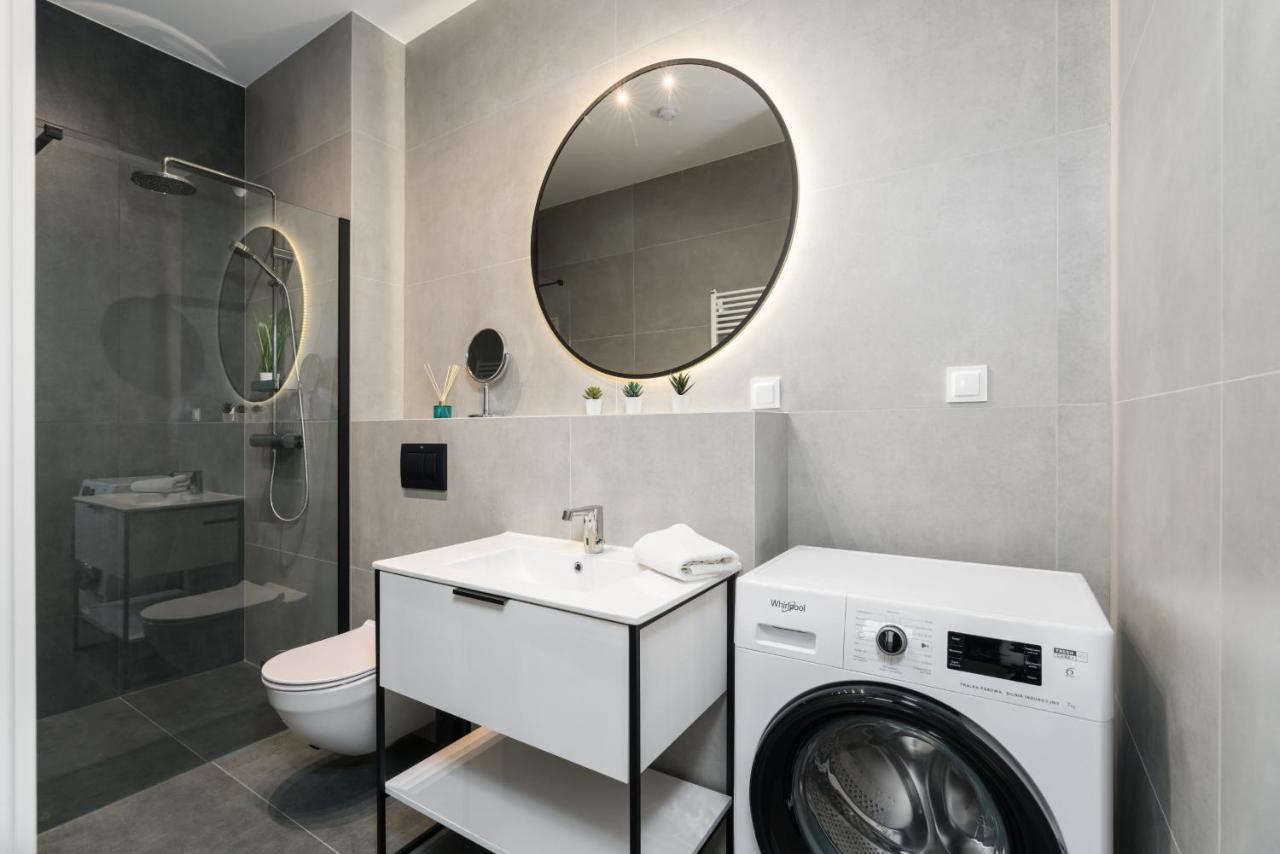 Widokowy Apartament Wojciechowskiego Parking I Loggia By Renters Prestige Poznań Extérieur photo